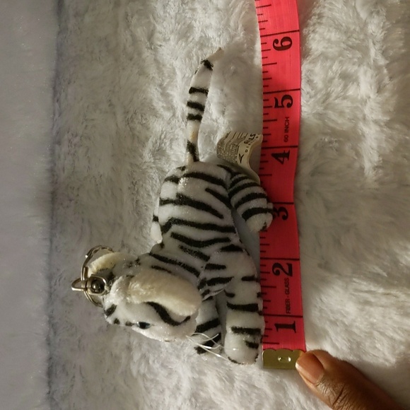 3 Stuffed Animal keychains (Horse, Shiba Inu, White Tiger) - Picture 16 of 16